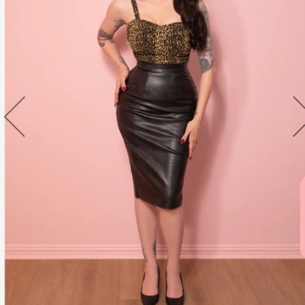 VIXEN MICHELINE PITT M Black Bad Girl Pencil Skirt Faux Leather Pin-up Medium